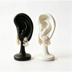 6Pcs Black and White Silicone Ear Jewelry Stand