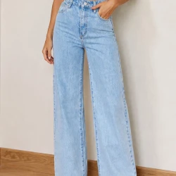 Womens Midrise Classic Straight Leg Jeans