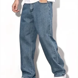 Mens Classic Straight Leg Denim Jeans for All Seasons